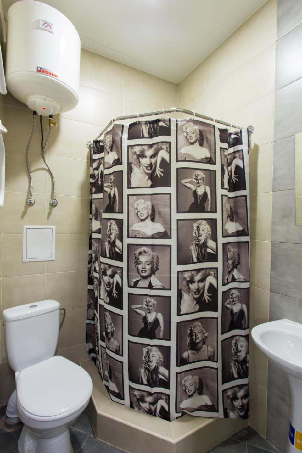 Sumskaya Aparthotel ハルキウ エクステリア 写真
