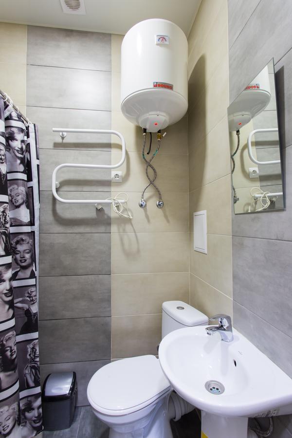 Sumskaya Aparthotel ハルキウ エクステリア 写真